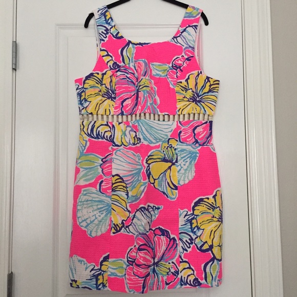 Lilly Pulitzer Dresses & Skirts - Lilly Pulitzer Iggy Shift Dress